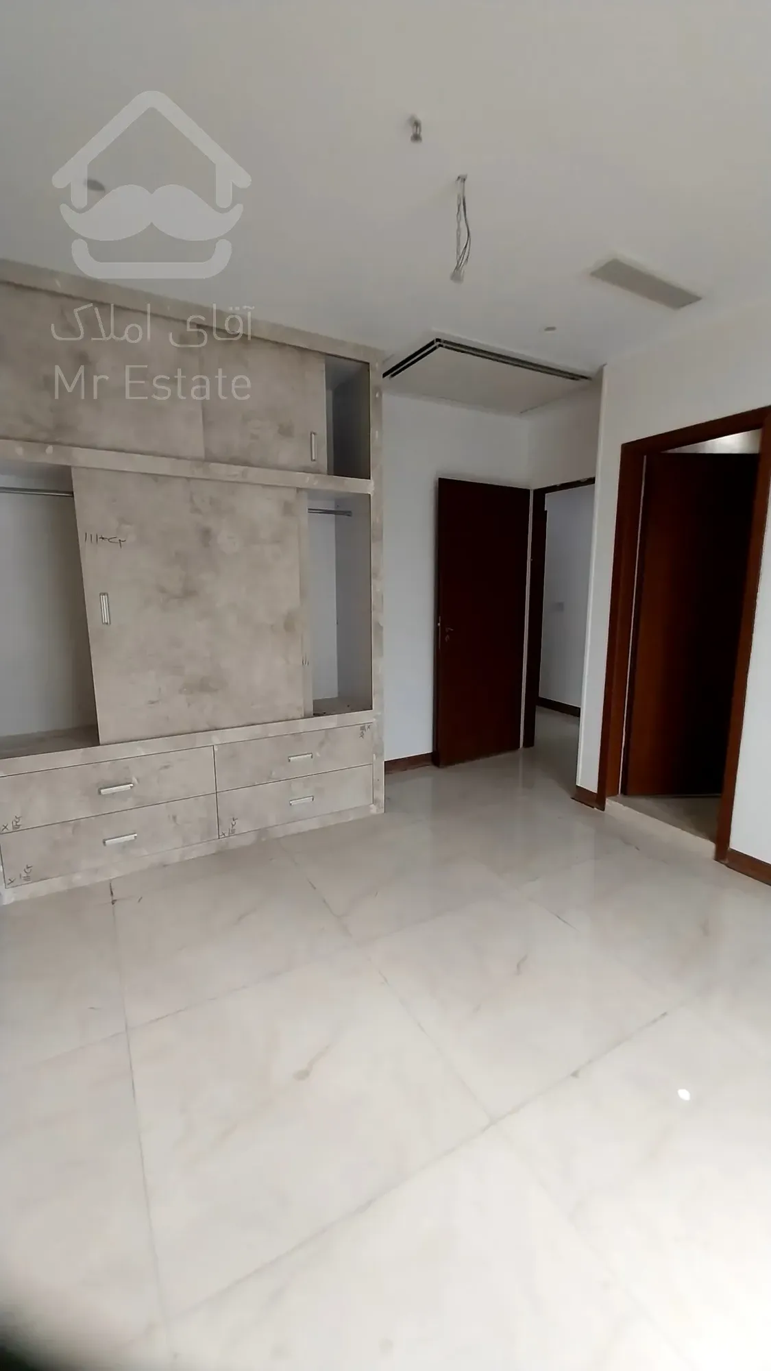 فروش واحد 182متری سه خواب خوش نقشه هروی