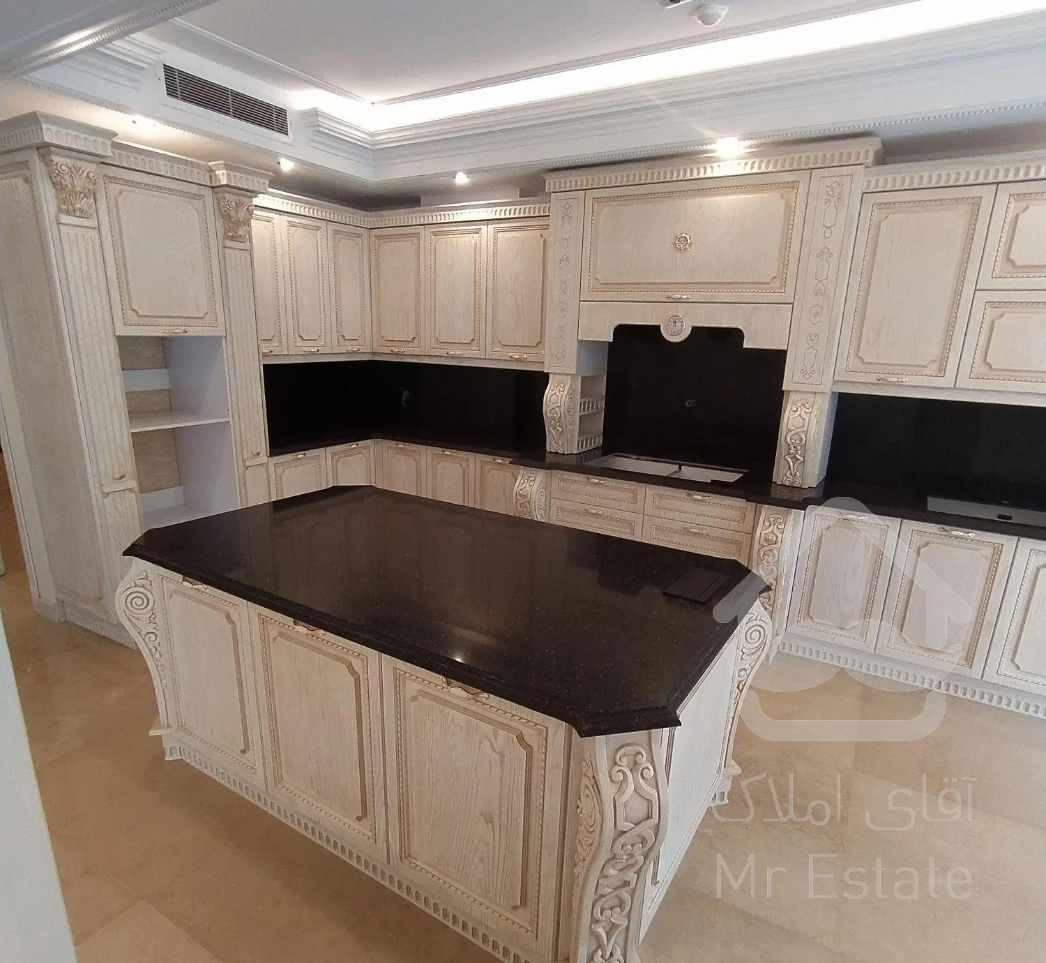 240 متر 3 خواب تک واحدی نیاوران کلید نخورده