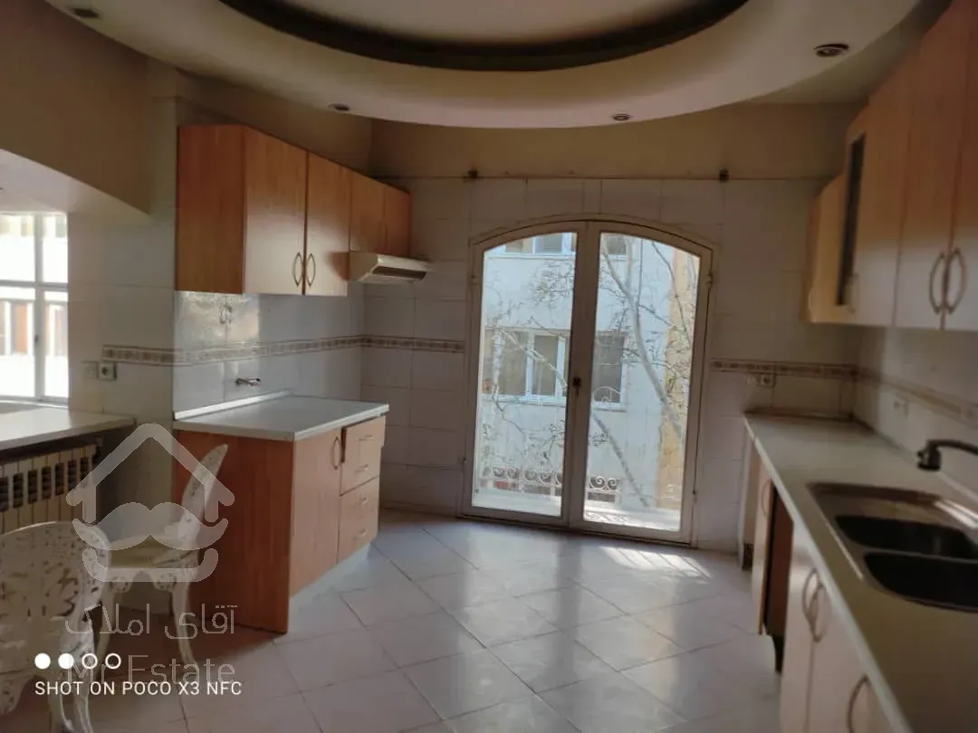 فروش 120 متری اختیاریه