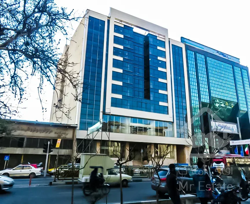 اجاره دو واحد 67 و 89 متر اداری بر خیابان آزادی