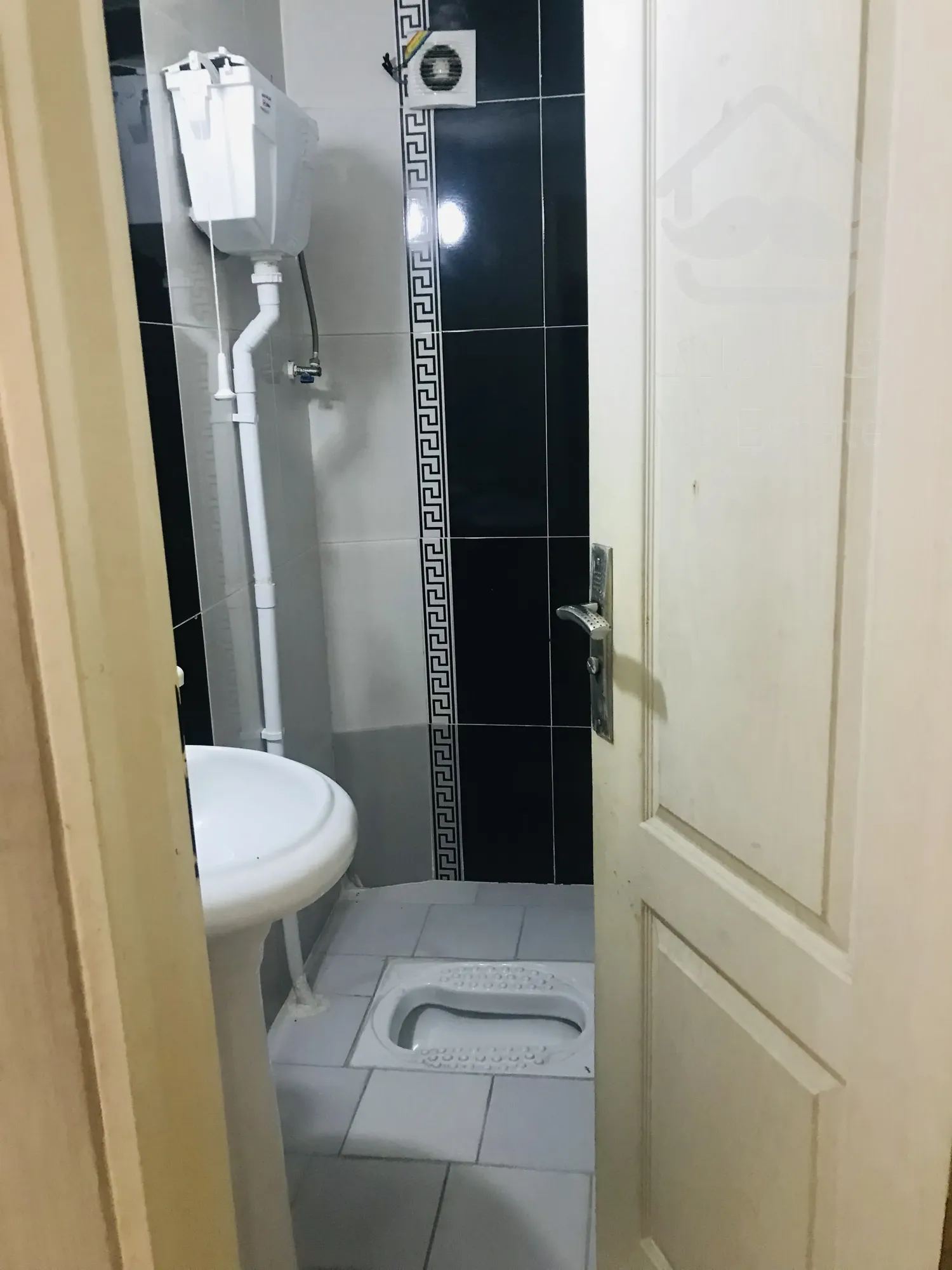 ۵۳متری فازیک اندیشه