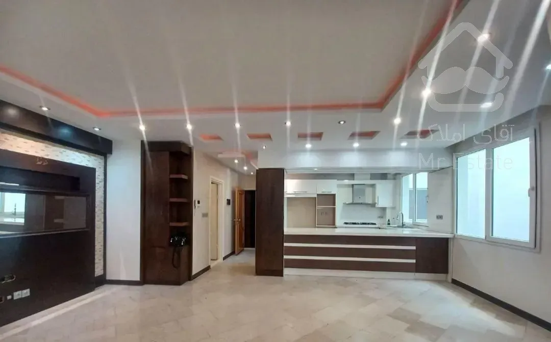 ظفر110متری/15سال/دوخواب/غرق نور/سرتاسرپنجره