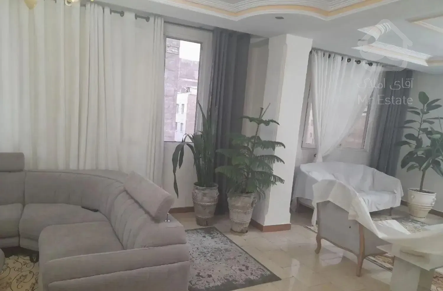 آپارتمان 128 متری با پارکینگ و انباری