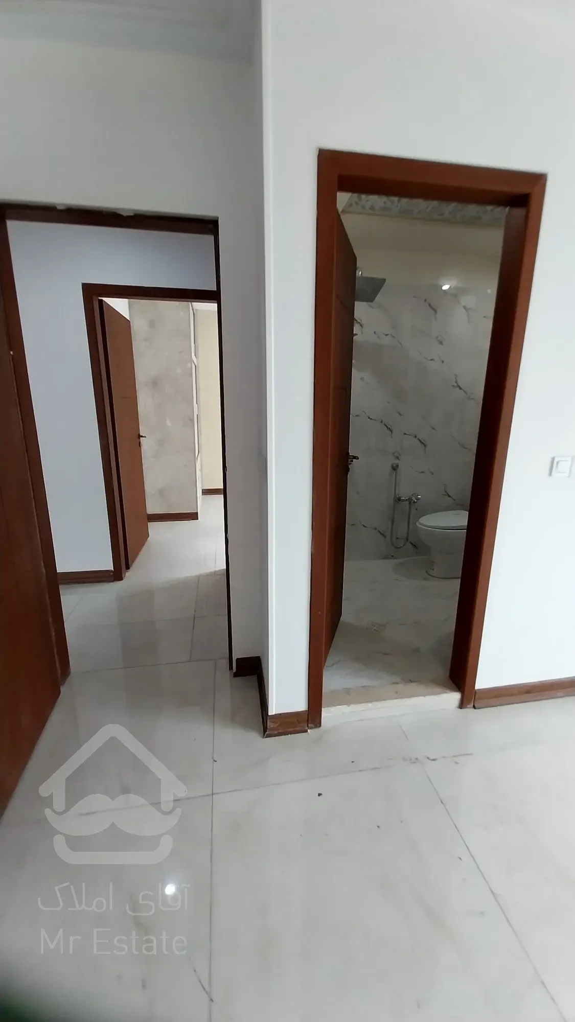 فروش آپارتمان 175 متری 3 خواب در برج رونیکاپالاس هروی