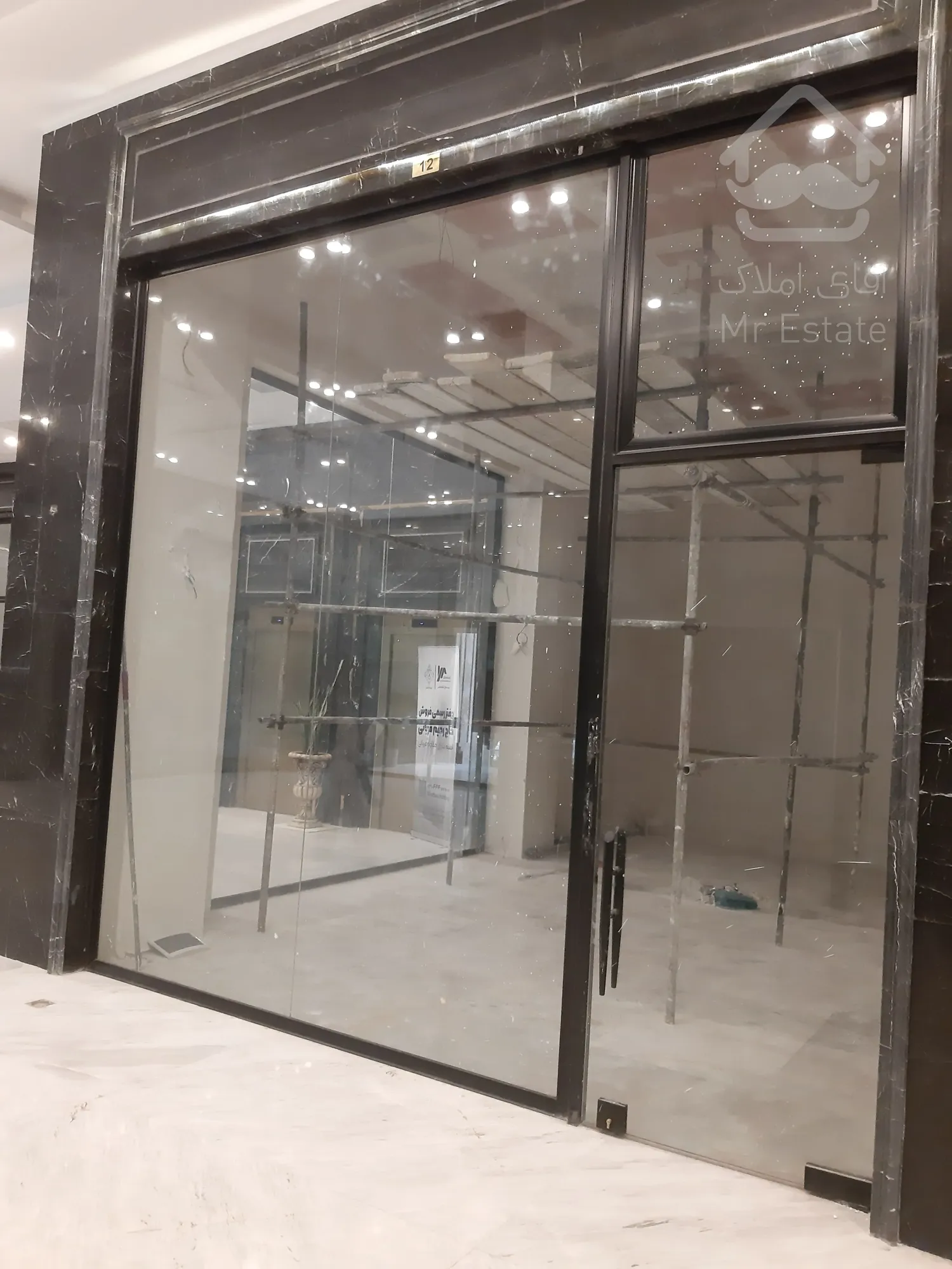 فروش مغازه 39 متری لاکچری در رونیکا مال پاسداران