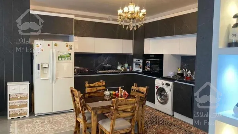 آپارتمان 110 متری _ 10 قدمی دریا _ مناسب سرمایه گذاری