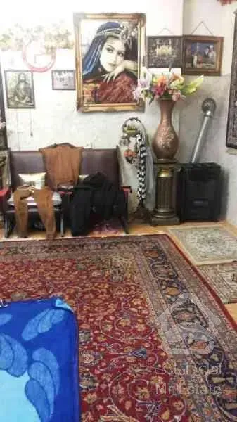 یک واحد آپارتمان فروشی ۶۵ متری ، نبش خیابان اصلی