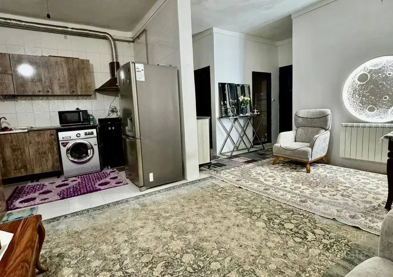 شهرک امام ۷۱ متری طبقه همکف