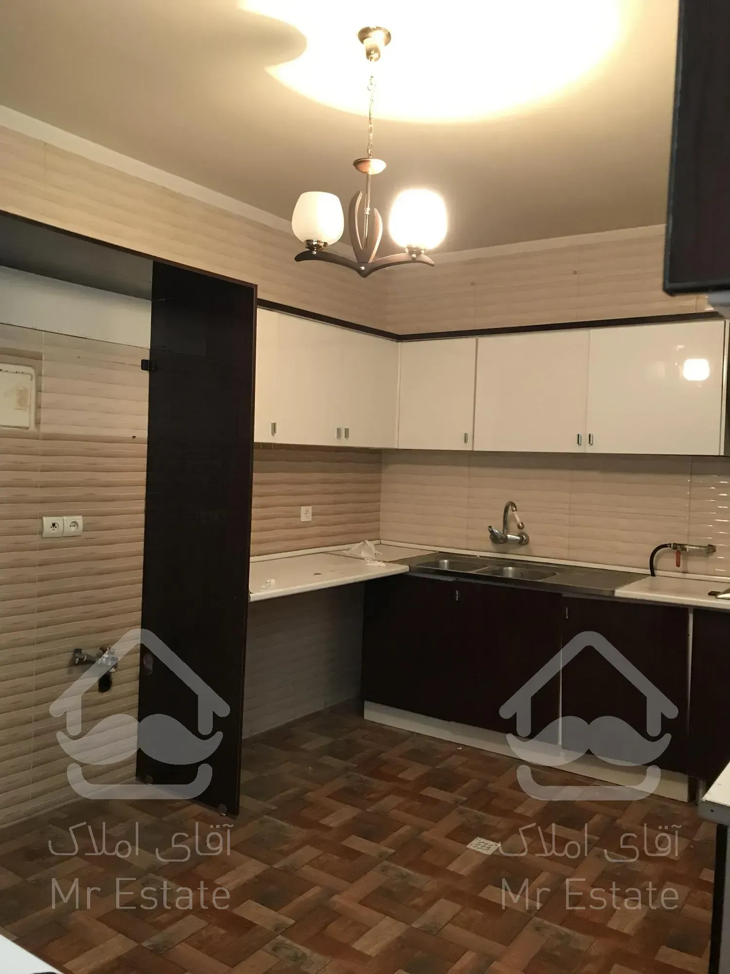 102 متر آپارتمان میرداماد