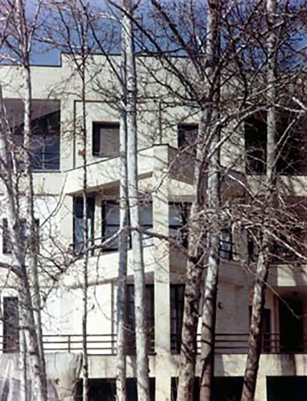 houseImg