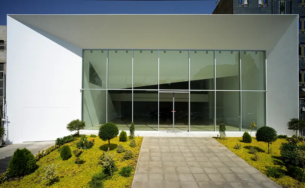 houseImg