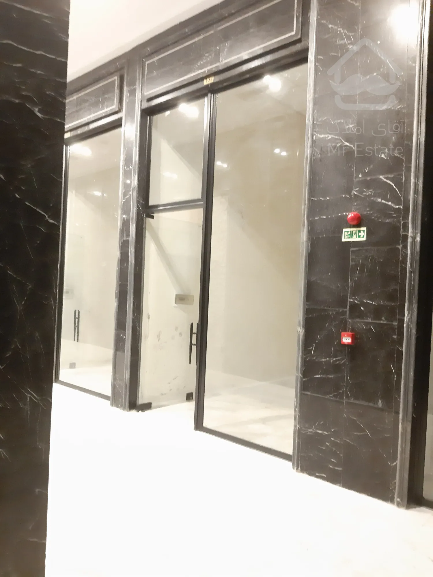 فروش مغازه با پا خور و شرایط پرداخت عالی رونیکا مال هروی