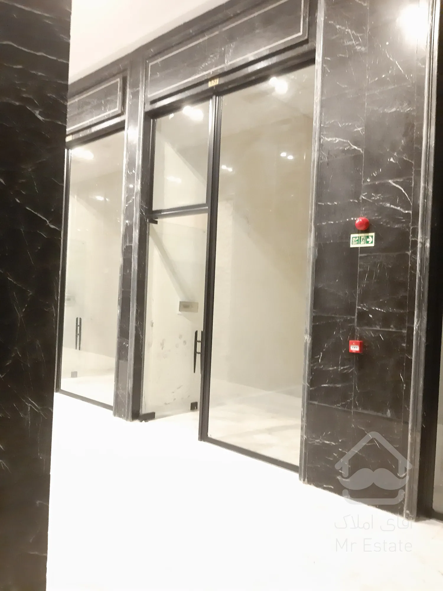 اجاره مغازه 36 متری در رونیکا مال هروی