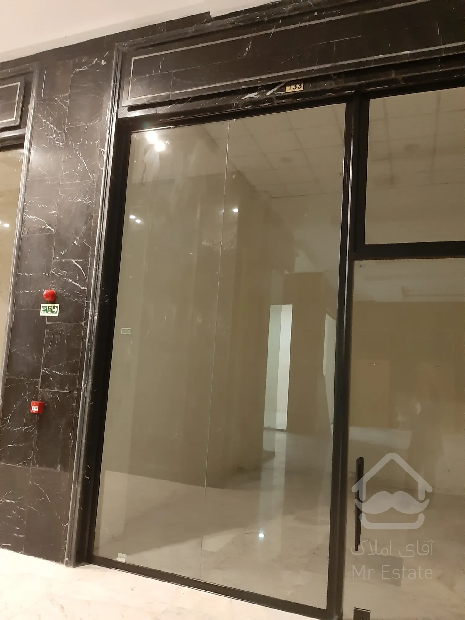 اجاره مغازه در رونیکا مال هروی