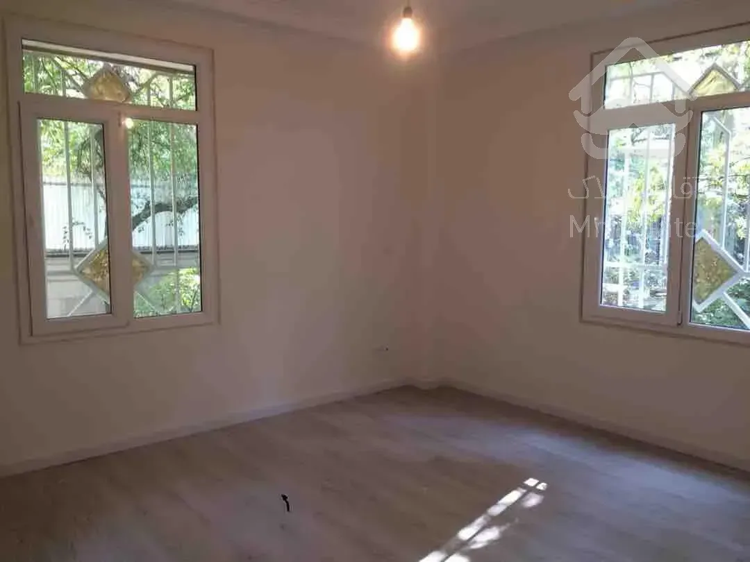 آپارتمان ۱۰۰ متری دروس احتشامیه