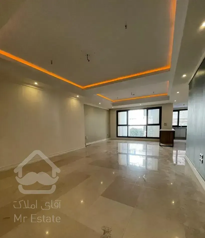 ۱۳۰ متر ولنجک/فرعی مرغوب ساسان/۳ پارکینگ