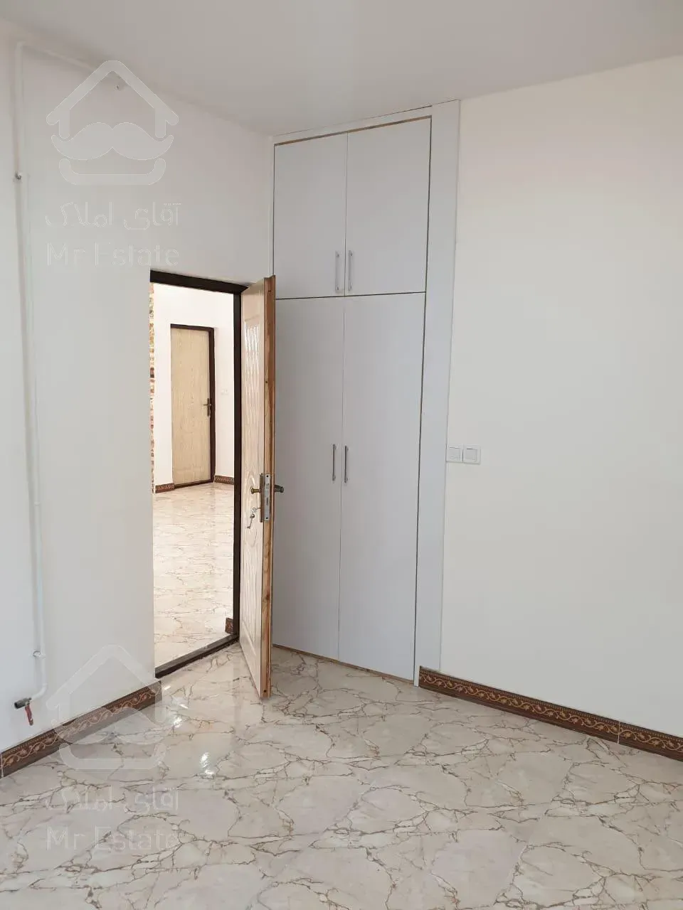 فروش ویلا ۳۳۰متری /اکازیون/ دارای سوئیت مجزا/درشهر چاف وچمخاله