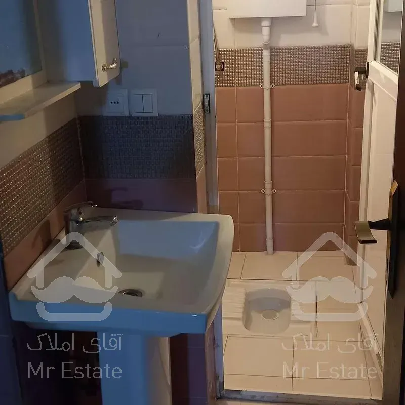 ویلا لاکچری دوبلکس 300 متر_5خواب_شیک و تمیز_ جمهوری