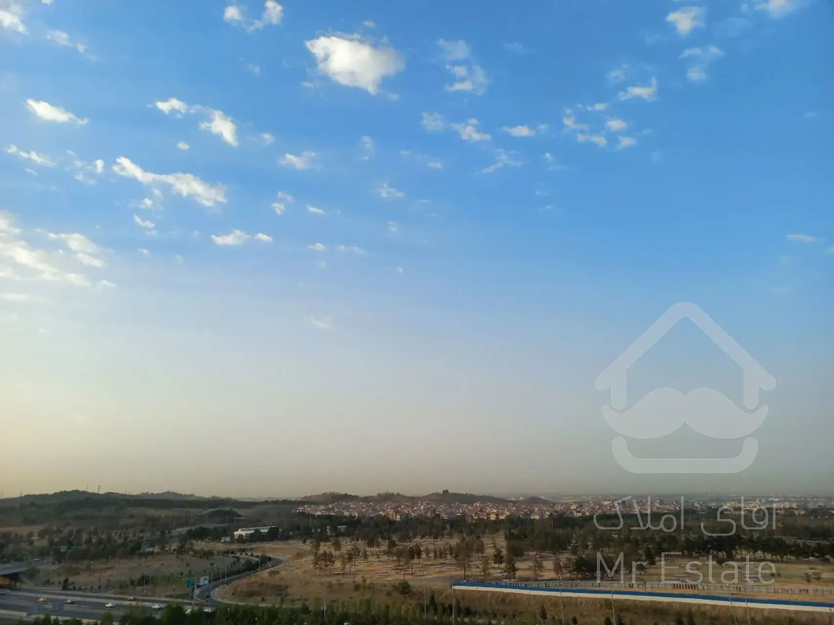 اجاره آپارتمان 2 خواب 80 متر دریاچه چیتگر ویو باز