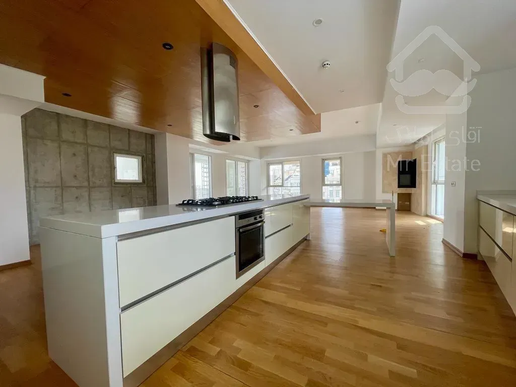 فروش اپارتمان 240 متری زعفرانیه