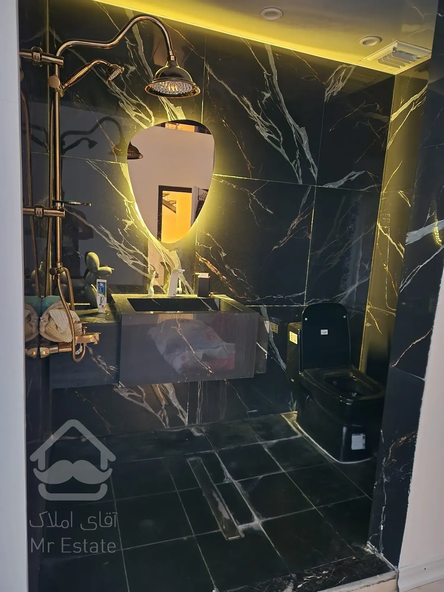 فروش ویلا دوبلکس استخردار ۲۴۳متری سه خوابه درکلاراباد مازندران