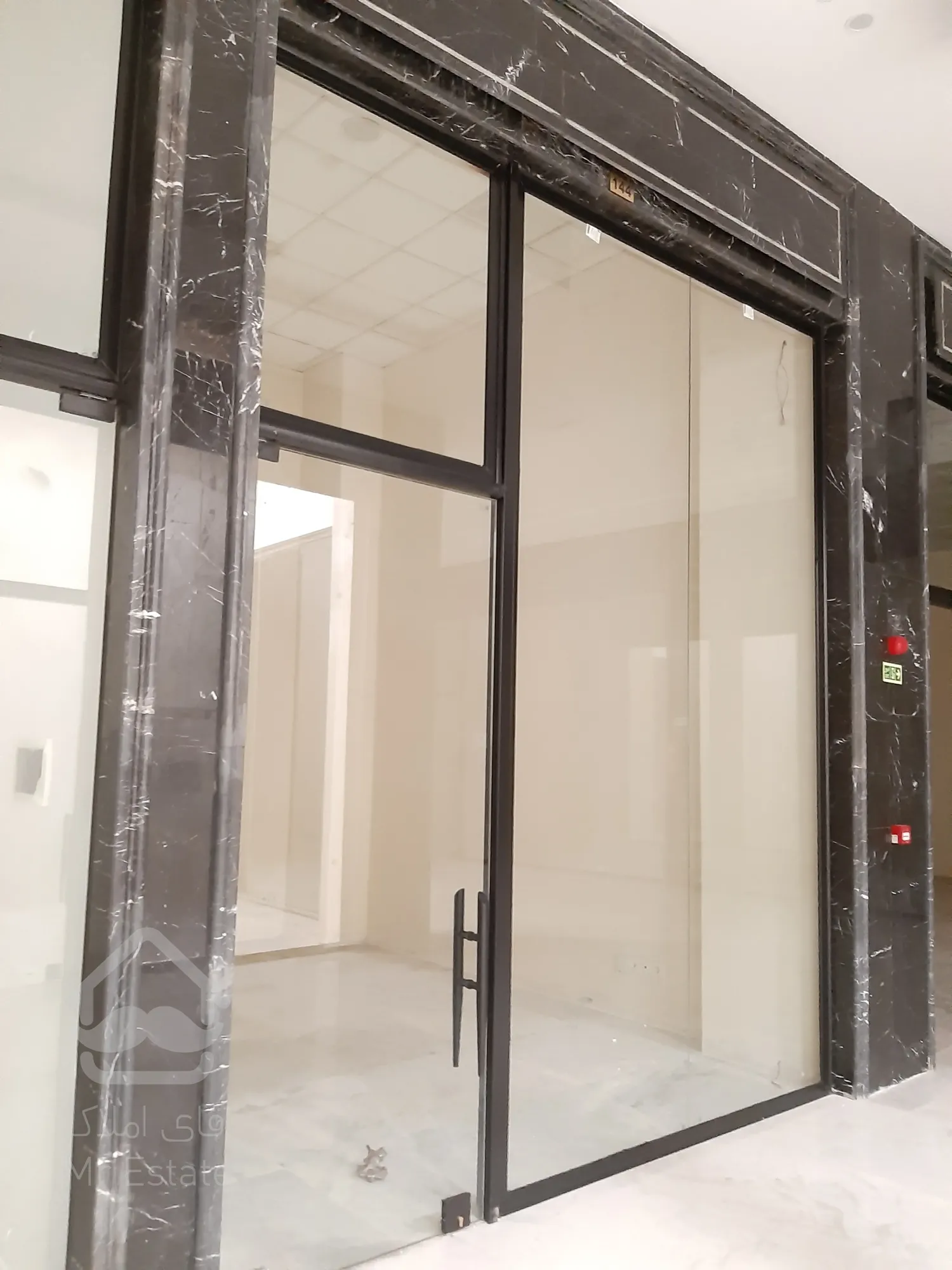 فروش مغازه با شرایط پرداخت عالی در رونیکا مال هروی