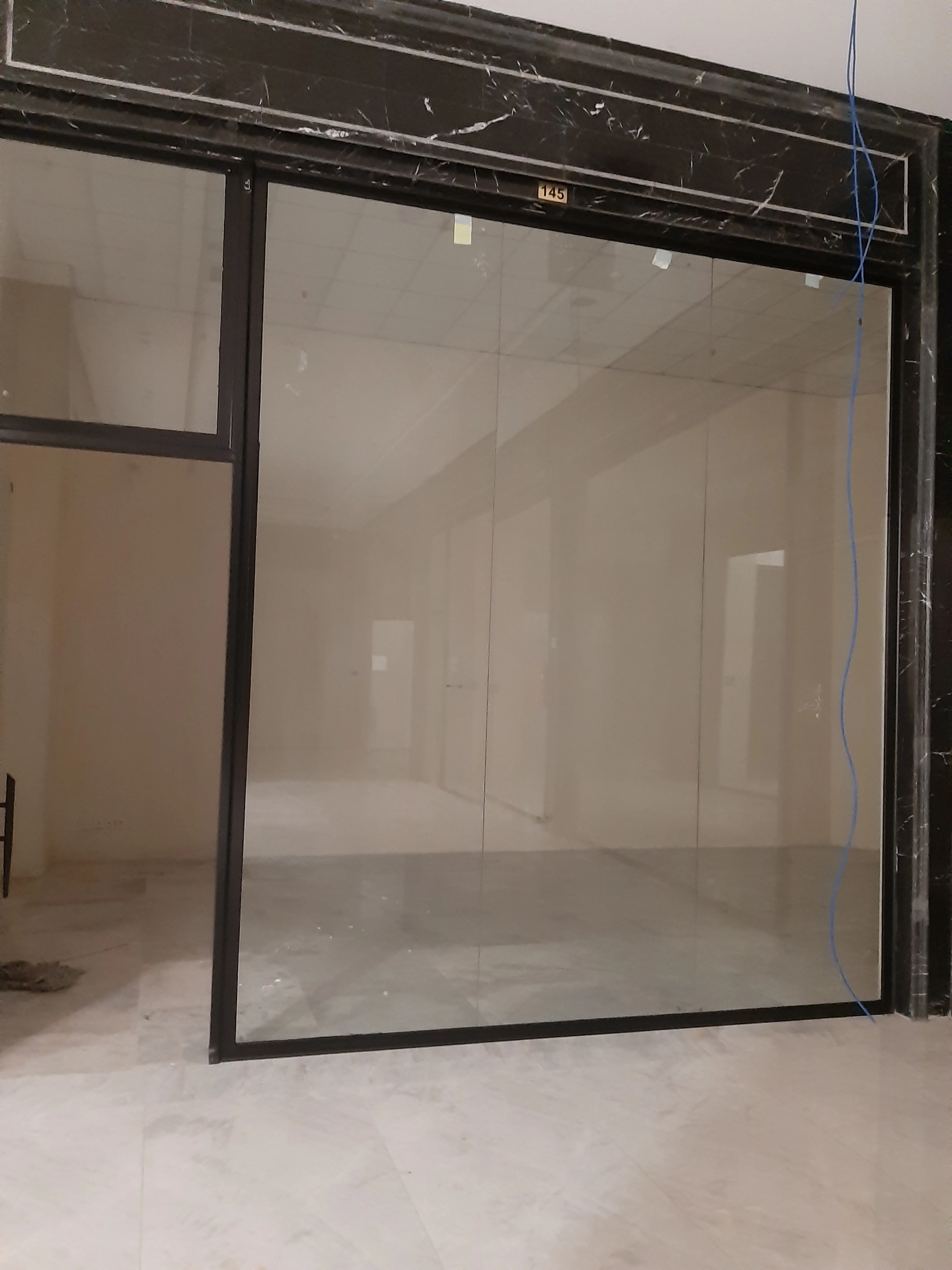 فروش 21متری تجاری رونیکامال هروی