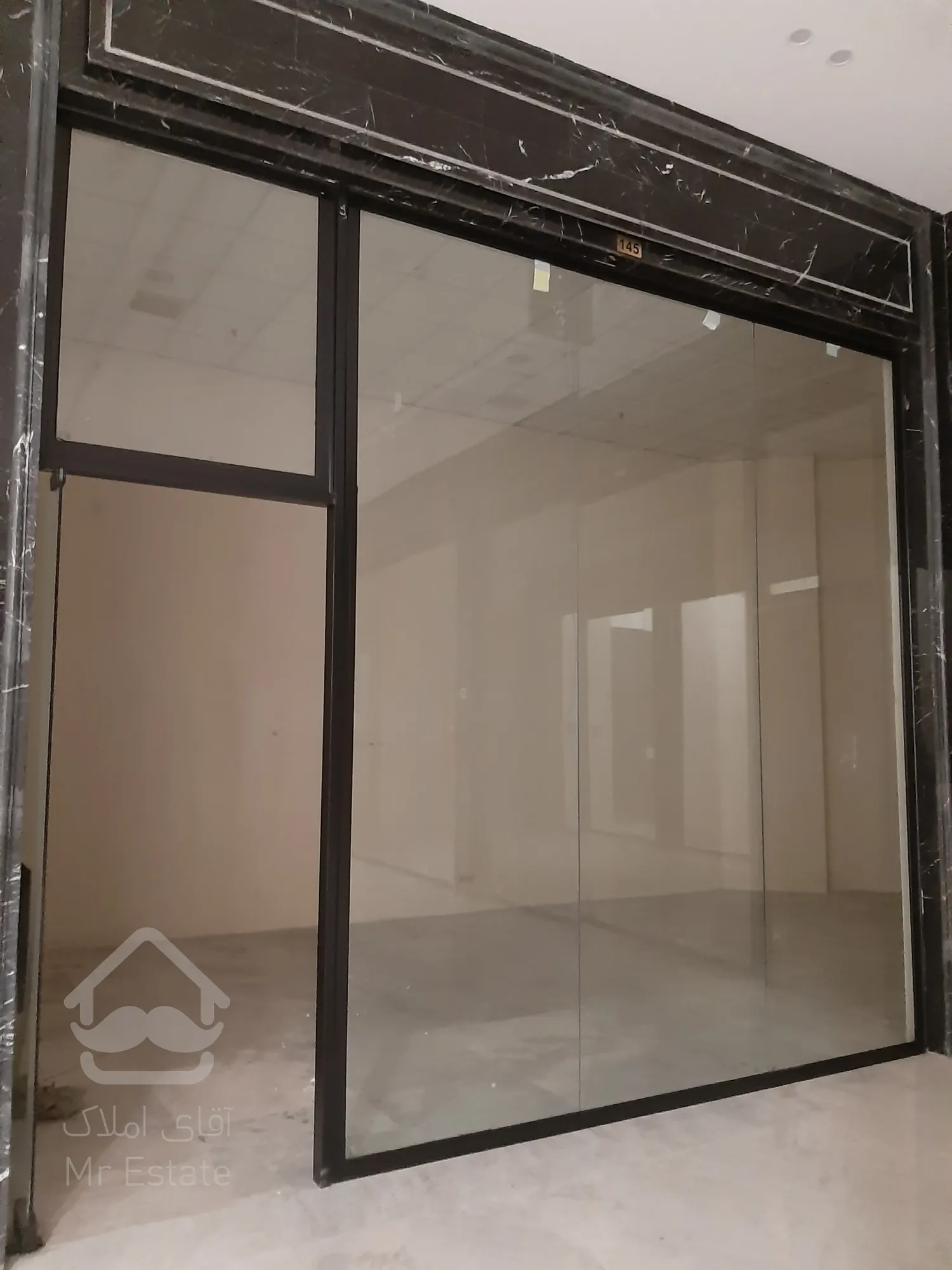 فروش مغازه در رونیکا مال هروی با شرایط پرداخت