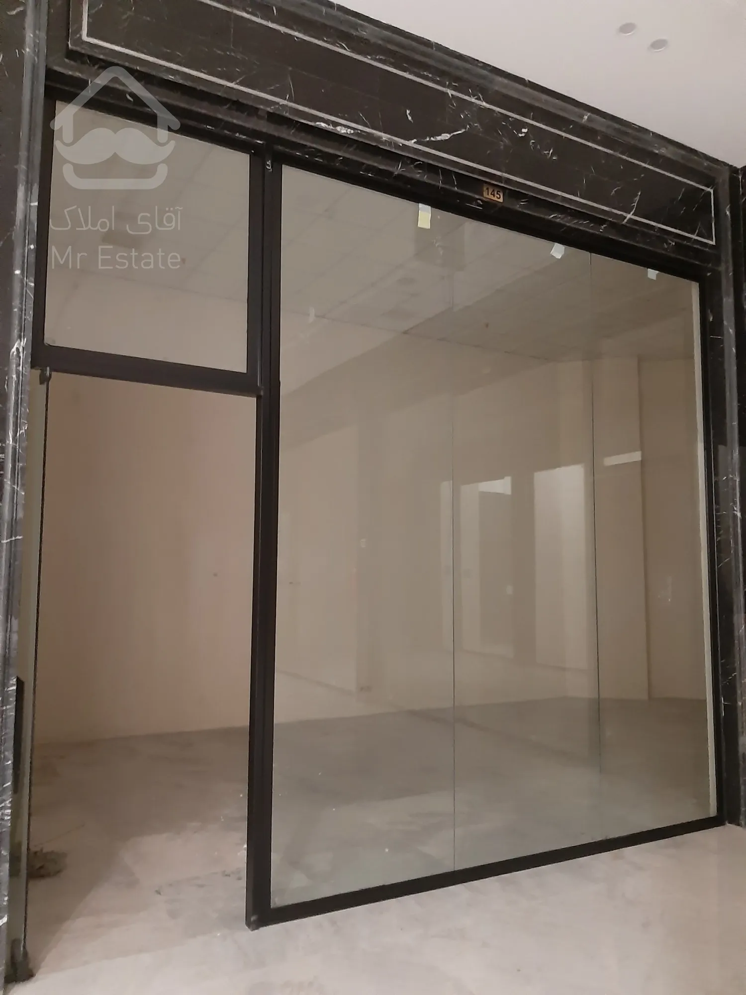 فروش مغازه 36 متری مناسب همه اصناف در رونیکا مال هروی