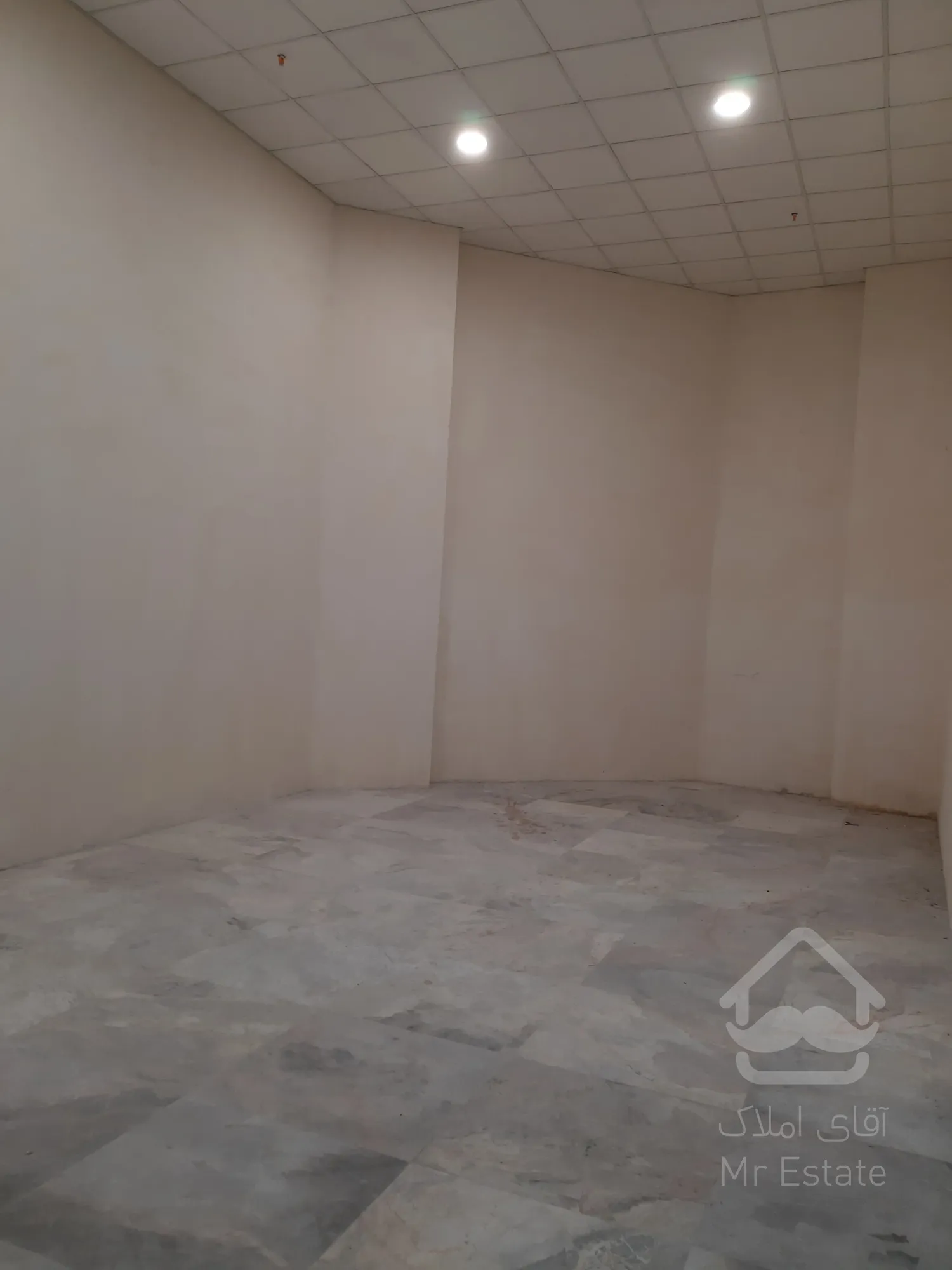 فروش مغازه 36 متری مناسب همه اصناف در رونیکا مال هروی