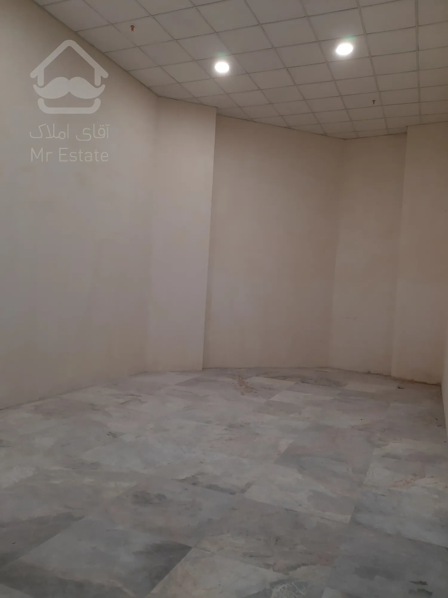 اجاره مغاره در رونیکا مال پاسداران با 3 ماه تنفس