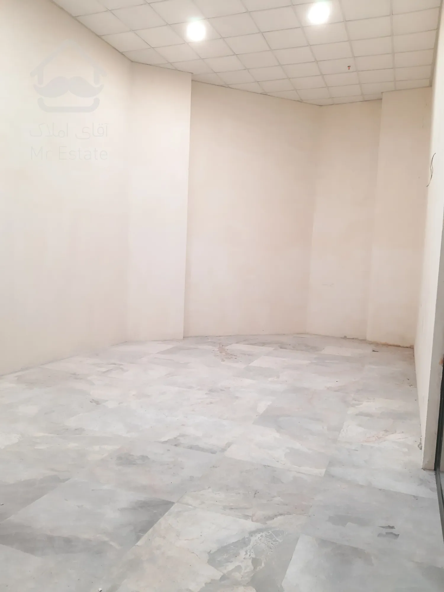 فروش مغازه 16 متری در رونیکا مال هروی