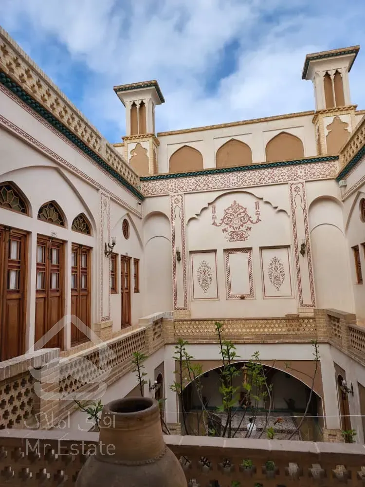 فروش 495 مترخانه ای ارزشمند در کاشان عروس خانه های تاریخی