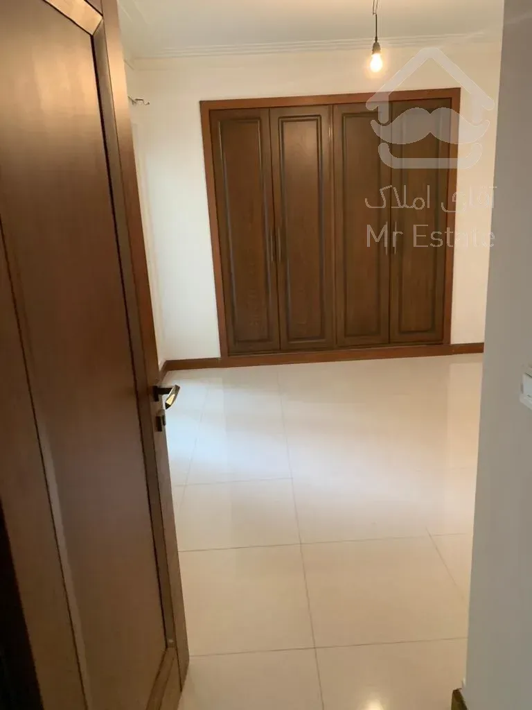 فروش 114 متری قلهک