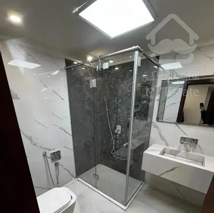 ۱۱۰ متر/ نوساز / تکواحدی / تراس قابل چیدمان