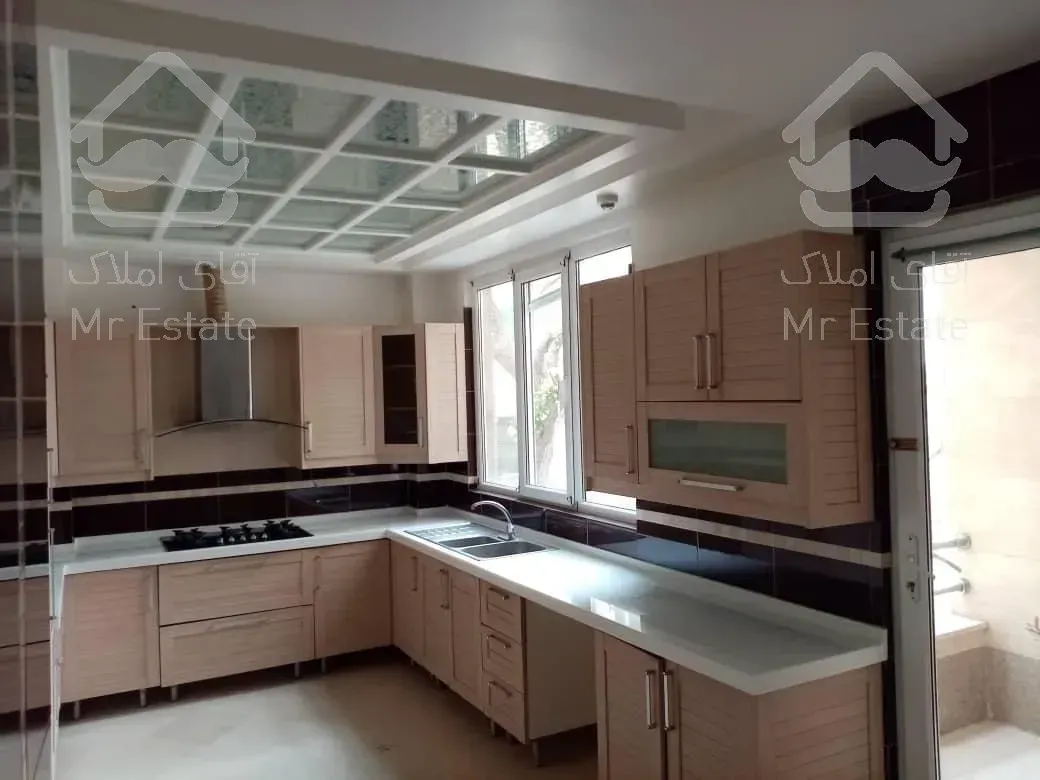 اجاره و رهن آپارتمان زعفرانیه 220  متر شیک