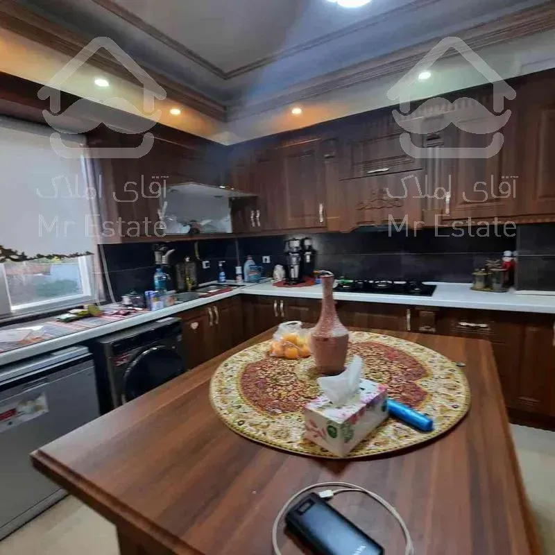 ویلا 610 متر استخر دارتریبلکس چهارصد دستگاه