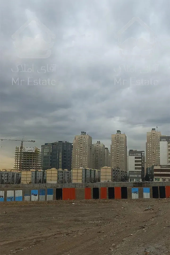 ثبت نام واحد های ۱۲۰ متری فول امکانات در برج هایپرلوکس دریاچه چیتگر