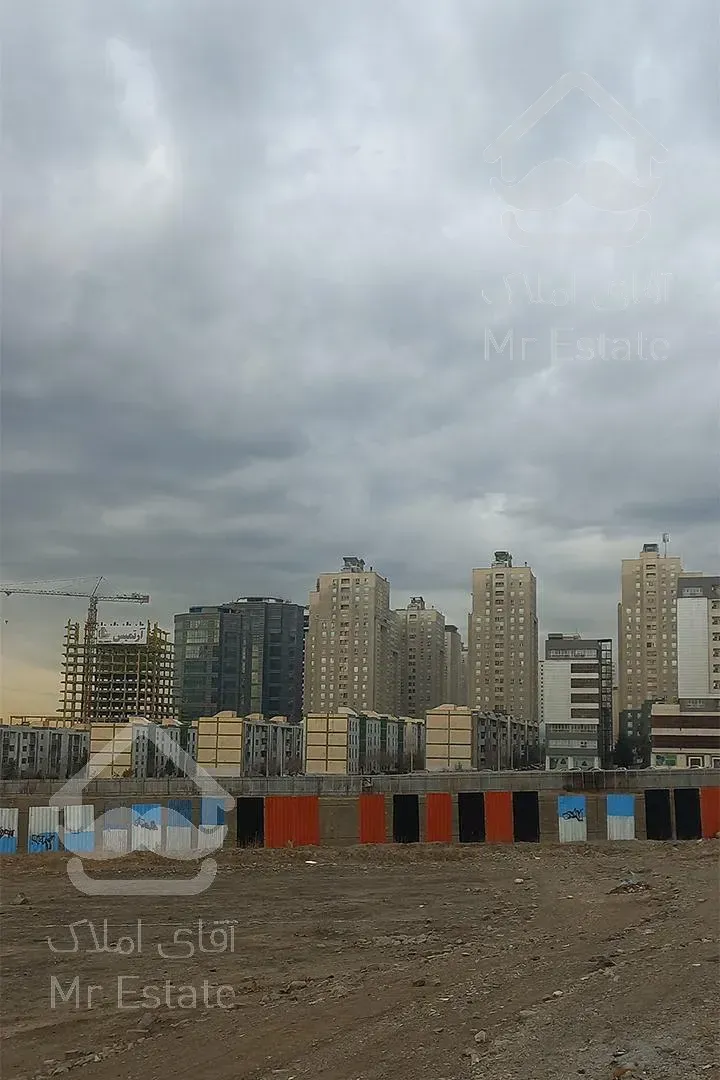 واحد های ۱۲۰ متری برج هایپرلوکس درياچه