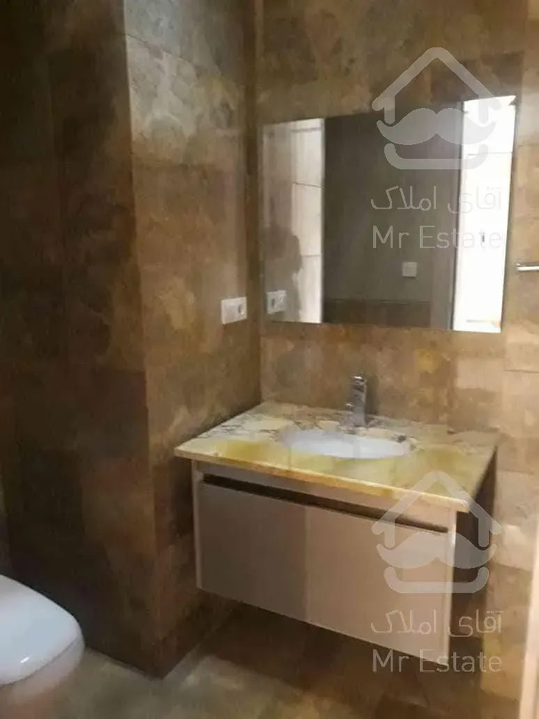 150 متر برج باغ فرمانیه دو پارکینگ