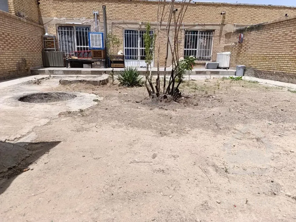 فروش خانه ویلایی حیاط دار بزرگ