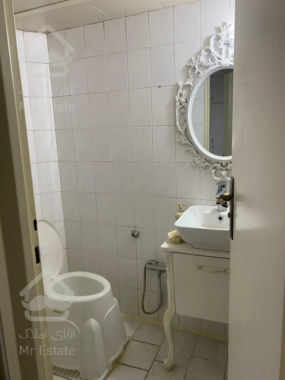 ۵۵متر تکخواب طبقه دوم انباری  تک واحدی بالکن مرتضوی