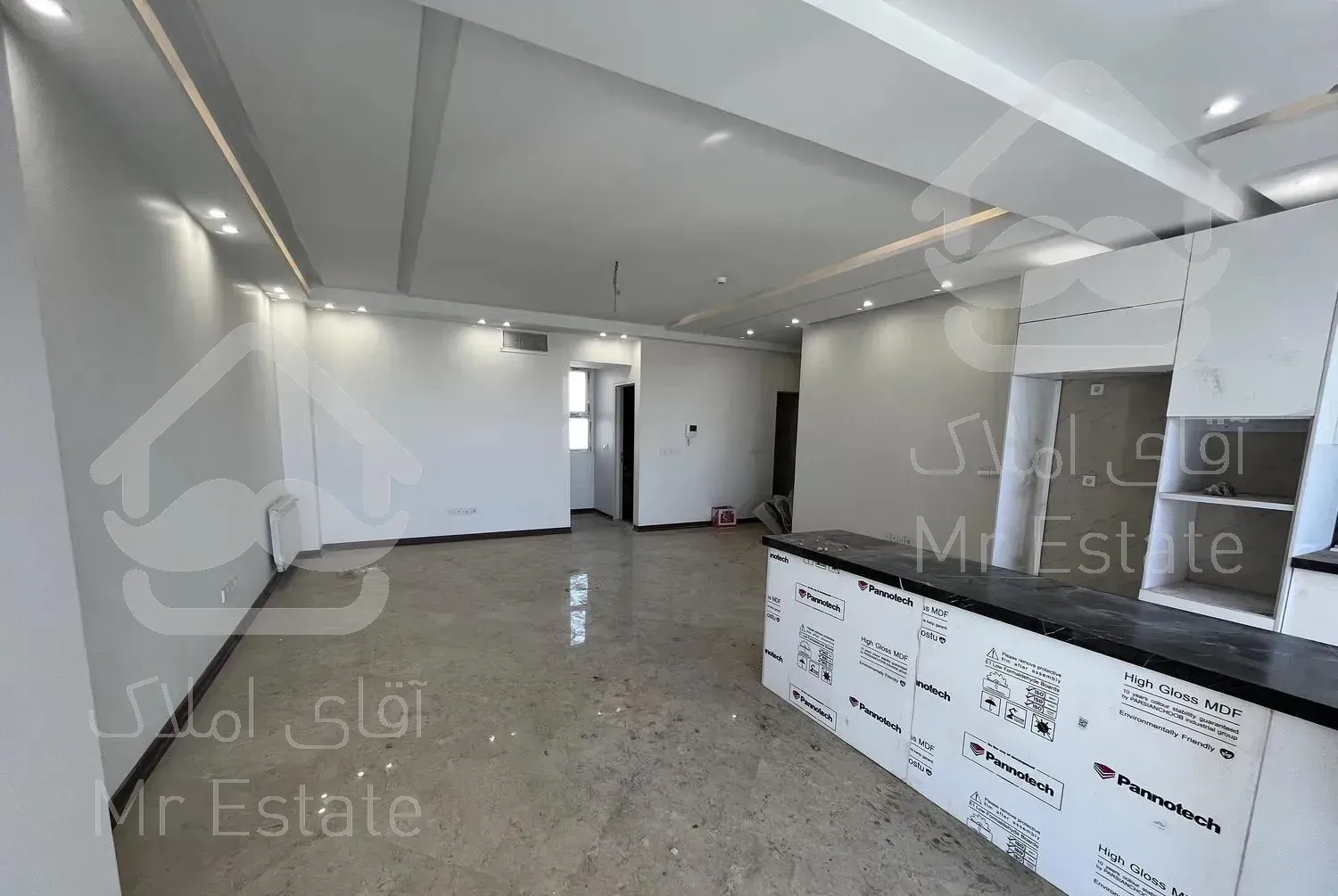 آپارتمان ۱۰۲ متری کلید نخورده فول شمس آباد