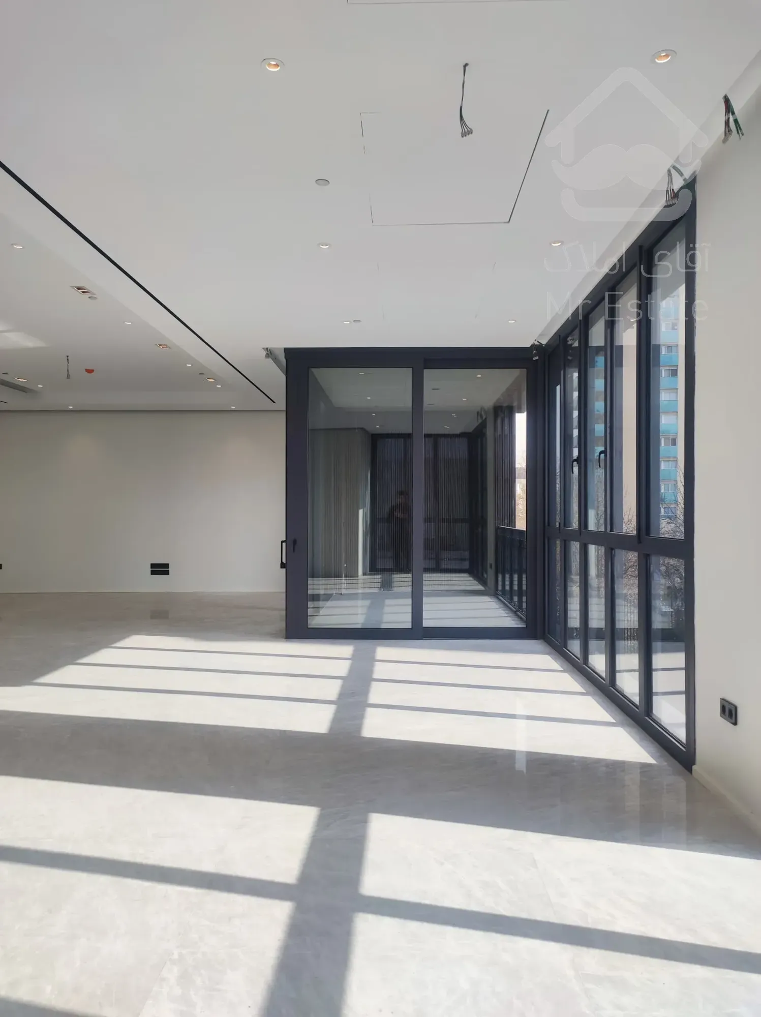 فروش اپارتمان 300متری زعفرانیه