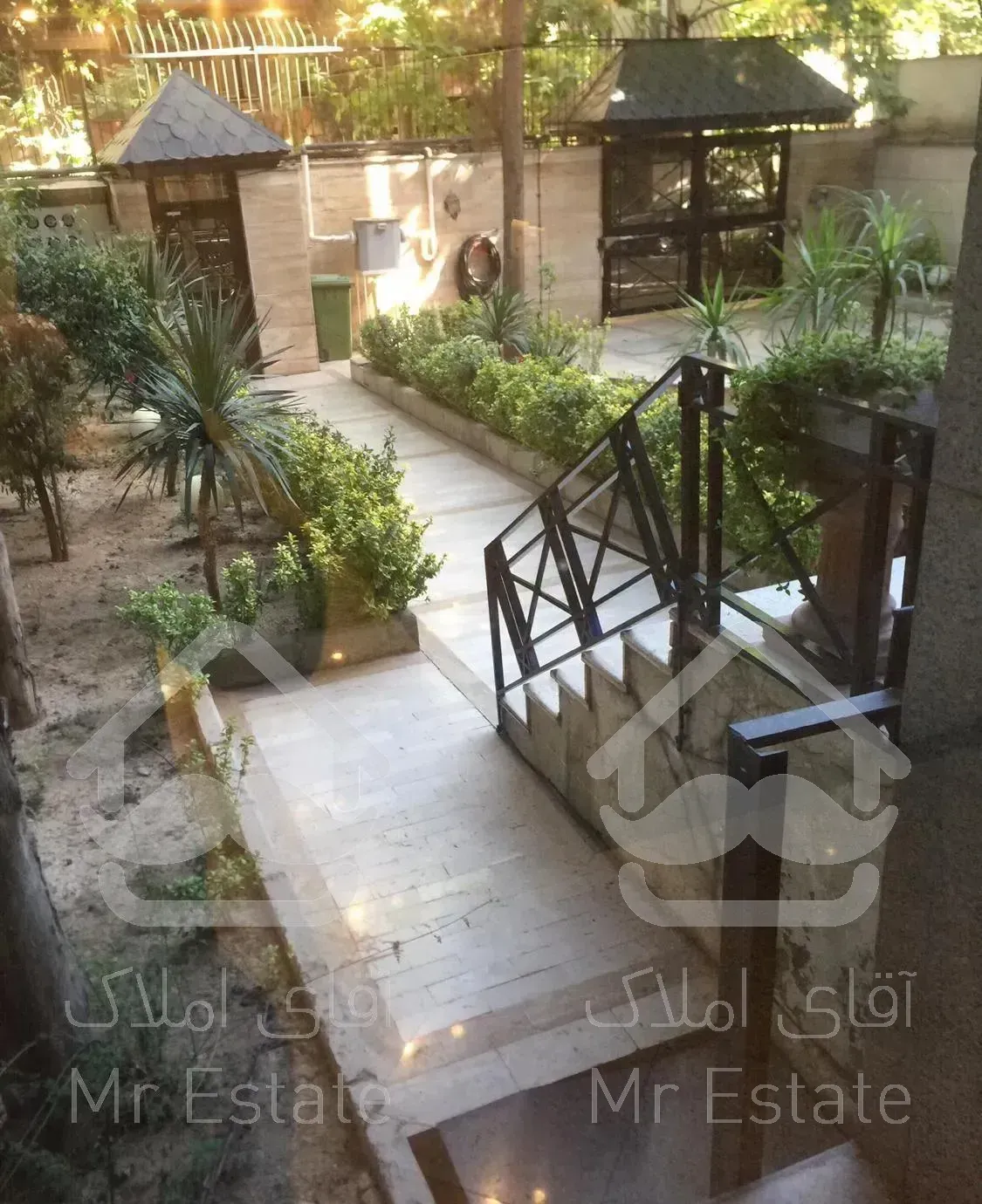 میرداماد ۱۲۰ متر روبه افتاب