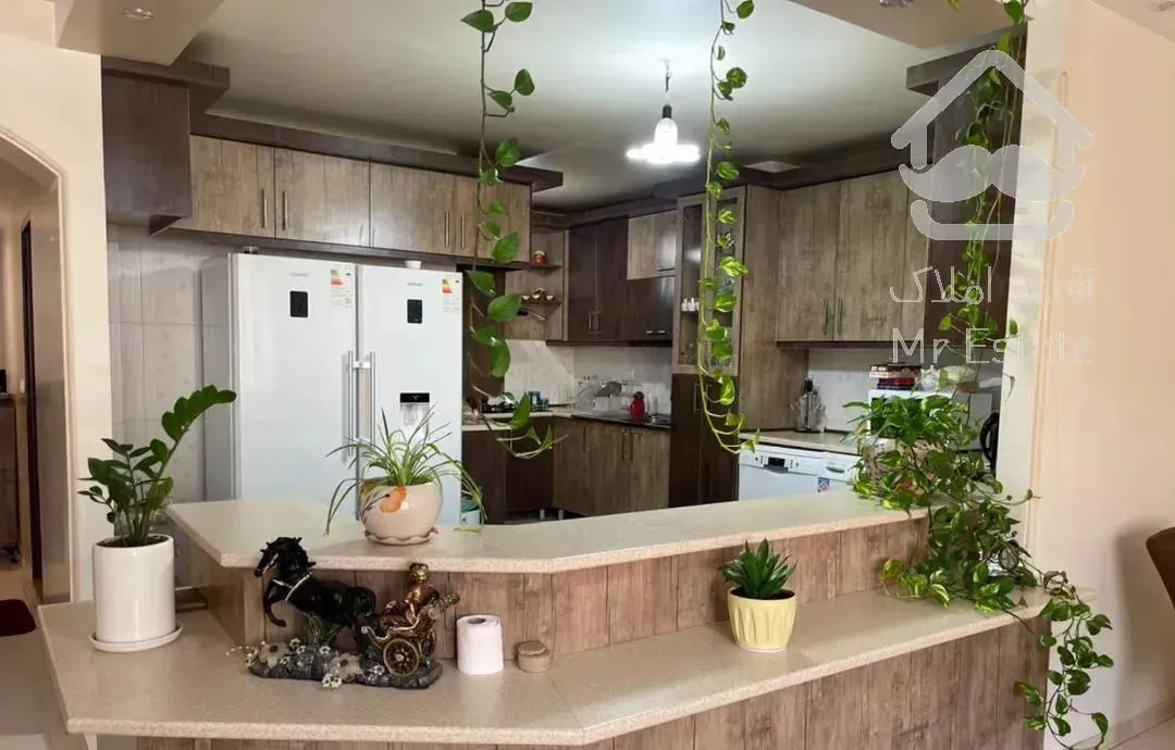 ۱۴۴ متر تک واحدی پیروزی