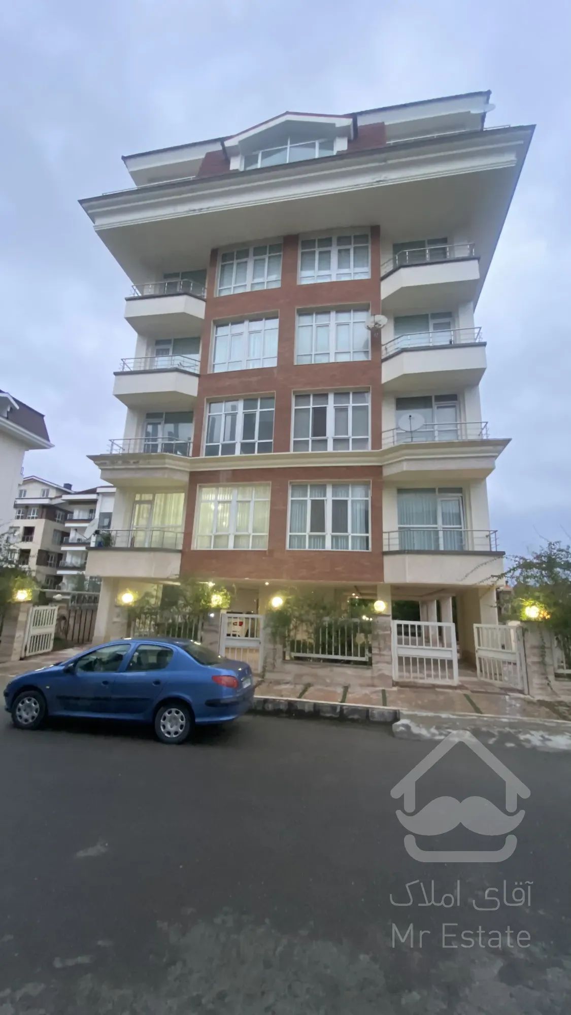 فروش واحد ۱۲۰ متری در شهرک زیبای نمک ابرود