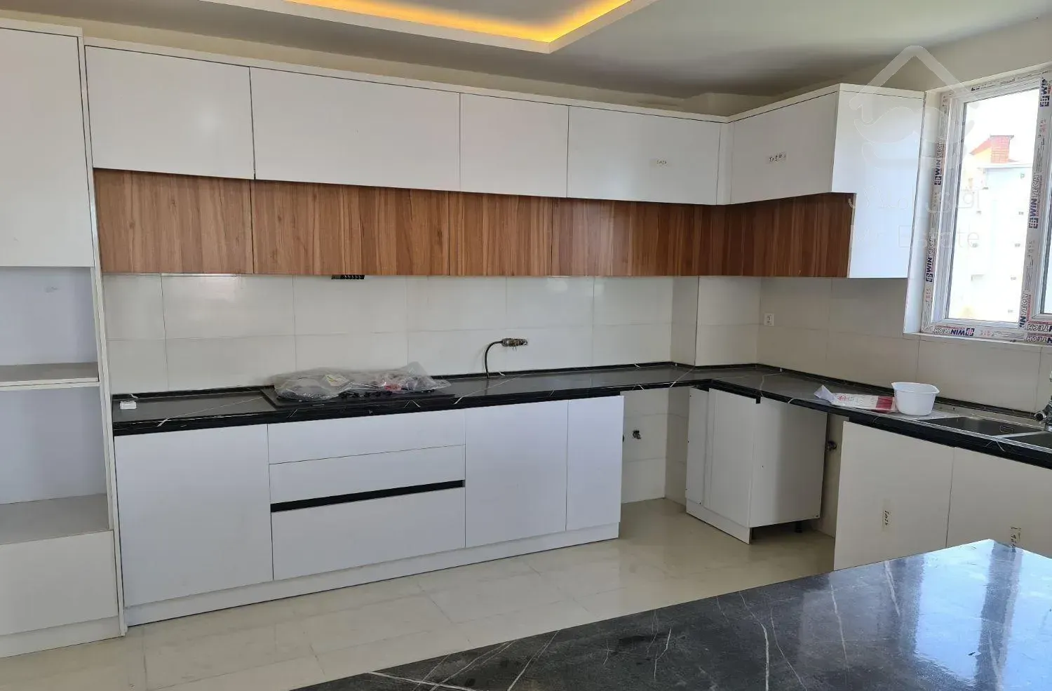 فروش آپارتمان نوساز طالقانی رامسر / ویو دریا