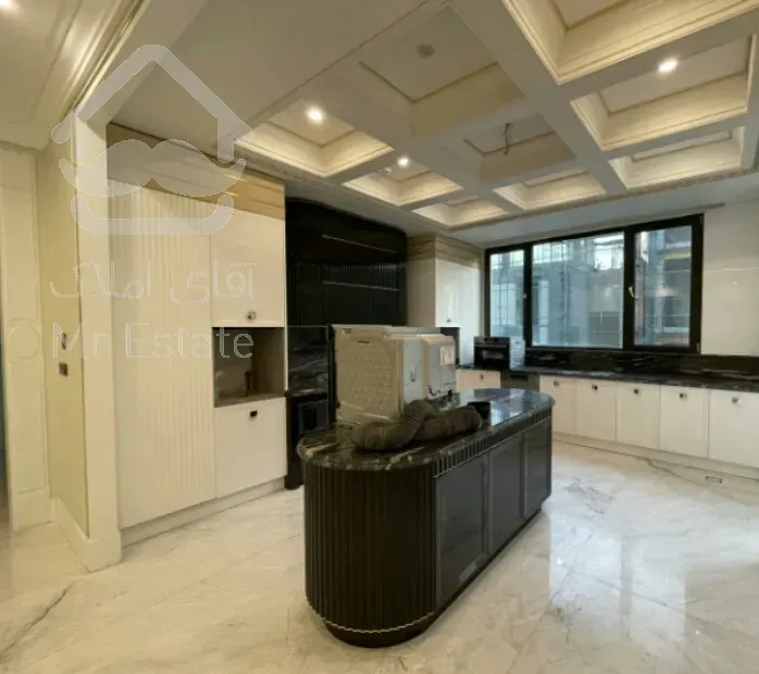 اجاره 220 متری دیباجی جنوبی