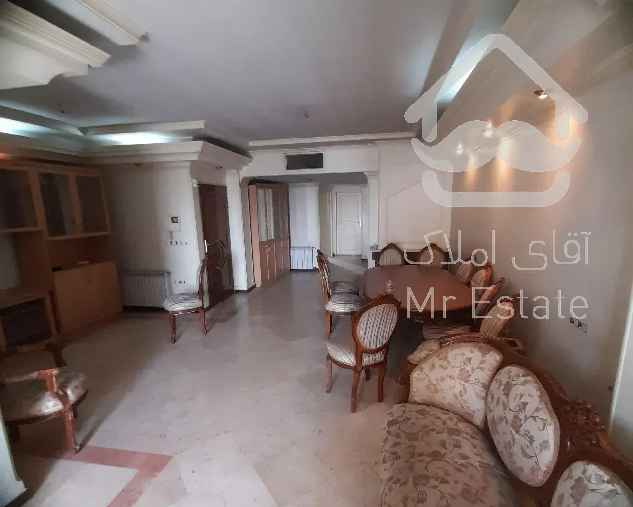 ۱۰۰ متر ۲خواب . فول امکانات . فلکه اول صادقیه